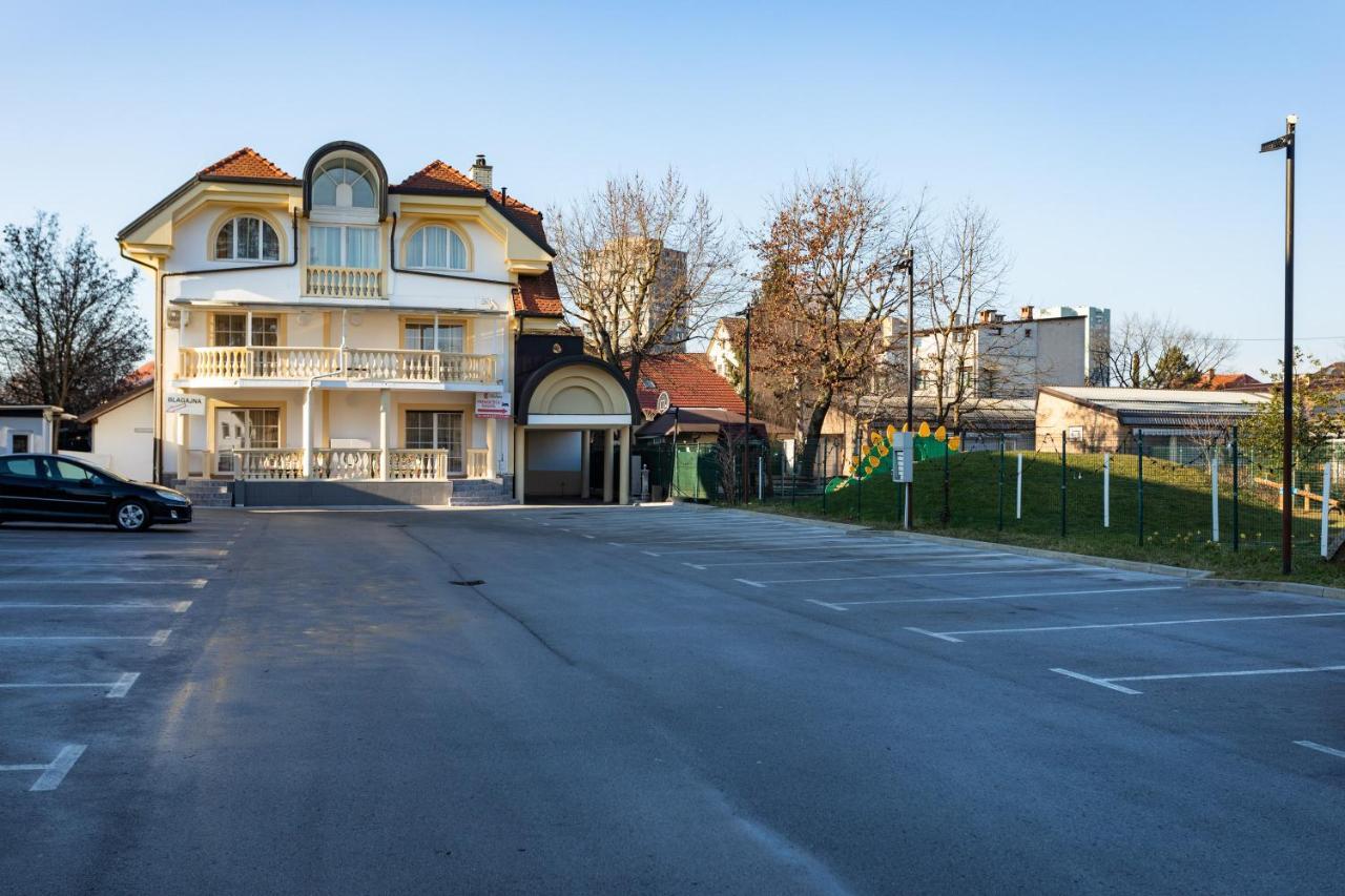 Apartments And Rooms Rubina Любляна Экстерьер фото