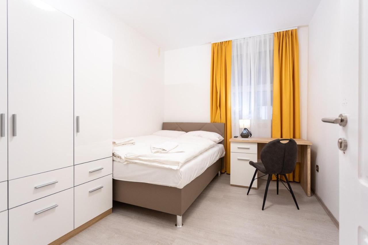 Apartments And Rooms Rubina Любляна Экстерьер фото